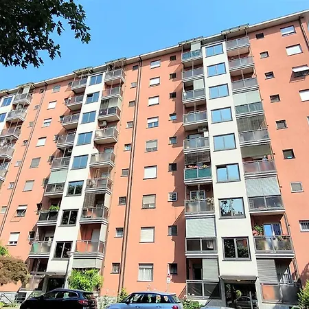 Bonola's - M1 Apartment *