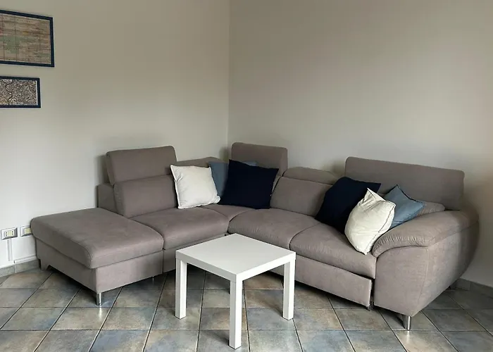 Bonola's - M1 Apartment